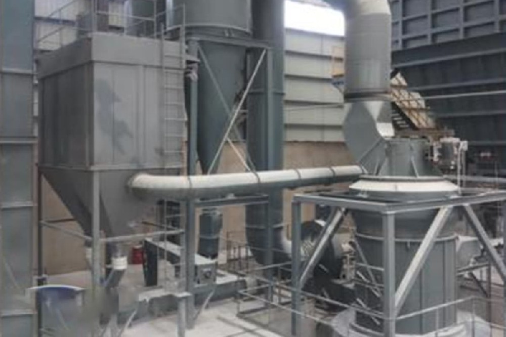 雷蒙磨機(jī)加工鉻礦石